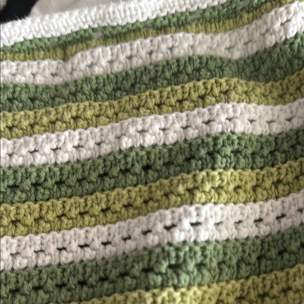Hollister Green and White Knit Halter Top - Picture 5 of 6